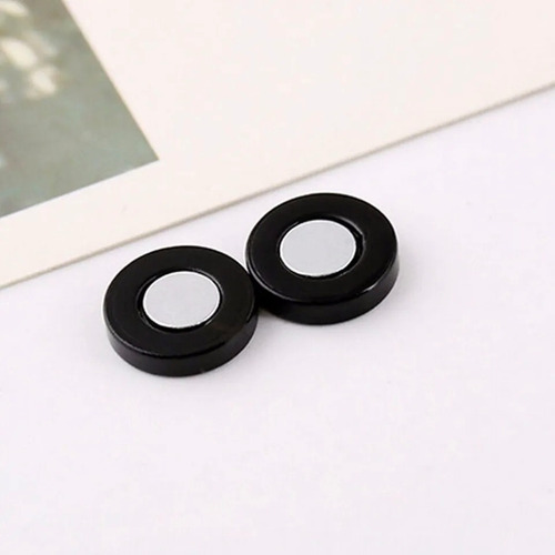 Par 2 Aretes Piercing Falso Imán Expansor Negro 2x10mm