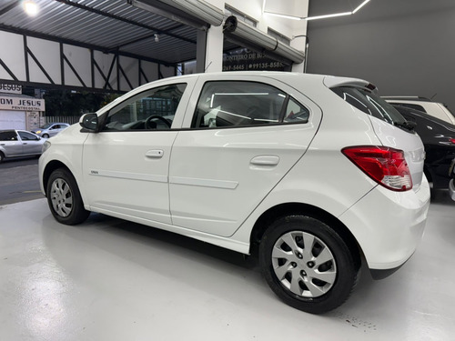 Chevrolet Onix 1.0 MPFI LT 8V FLEX 4P MANUAL
