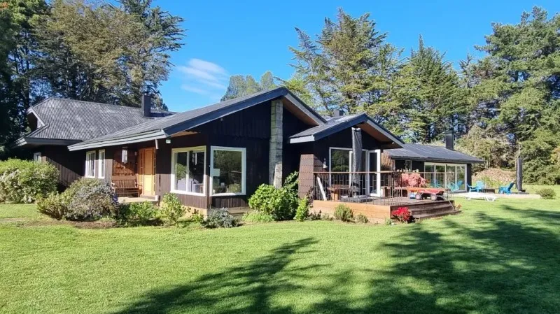 Imagen 1 de 17 de Espectacular Casa De Campo Remodelada En Frutillar. Km 4,5