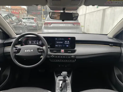 Kia K3 Vibrant Automatico