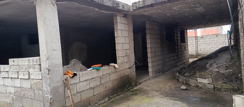 Terreno Al Sur De Quitobarrio Madrigal Construcción 120mts
