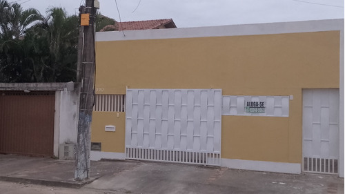 Alugo Casa De Três Quartos No Residencial Santo Antônio/impe