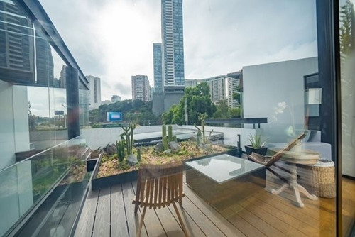 Casa En Vista Horizonte Con Jardín Y Terraza
