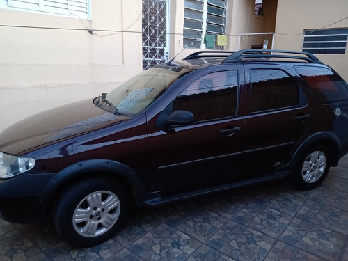 Fiat Palio Weekend 2005 1.8 Hlx Flex 5p