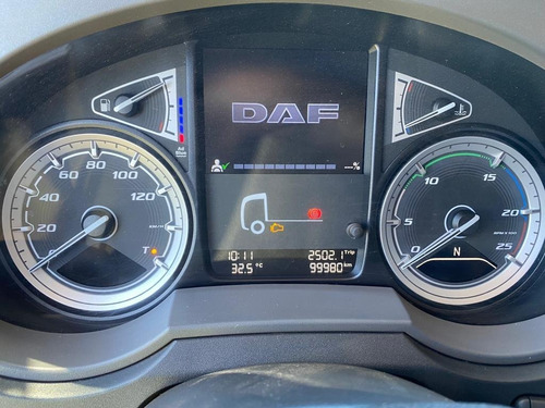Imagem 9 de 11 de Daf Xf Ftt 6x4 530 Cv 2021