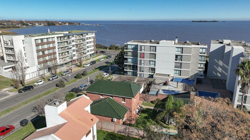 Gran Casa A Metros De Rambla Costanera