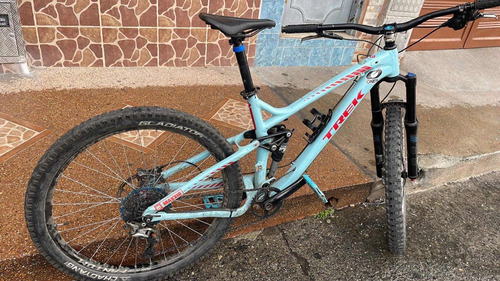 Bicicleta Trek Remedy 7 27.5