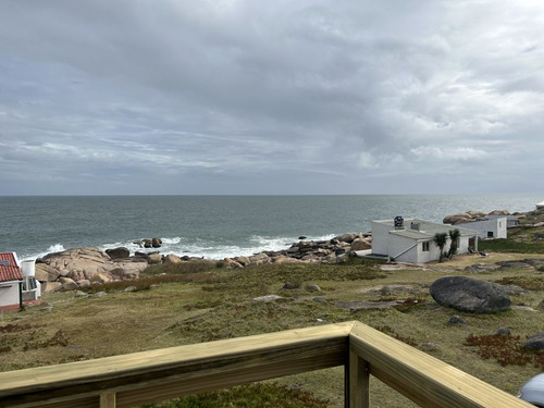 Castillo Grande En Cabo Polonio
