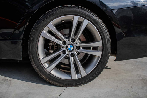 Imagen 3 de 13 de Bmw 330i Sportline 2018