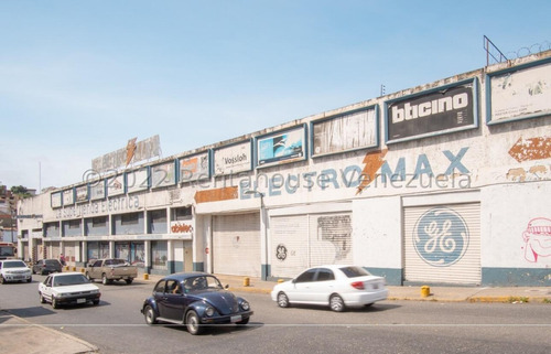 Galpón Comercial En Alquiler Boleita Sur 3364 Metros Áreas Para Almacenamiento Estacionamiento Oficinas Cómoda Entrada Y Salida Para Camiones Carga Y Descarga Ubicación Segura E Insuperable