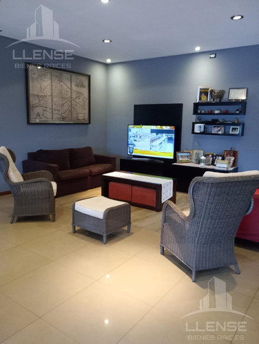 Casa 7 Ambientes Con Local Comercial Aprox 600m2 En 3 Plantas En Venta - Ezpeleta