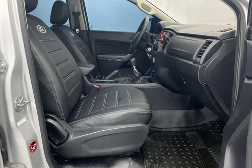 Ford Ranger 3.2 XLS MT 4X4
