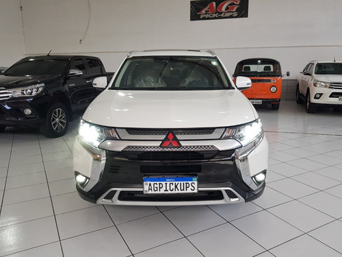 Imagem 13 de 15 de Outlander Hpe-s V6 7 Lugares Teto Solar 18/2019 Só 29.000 Km