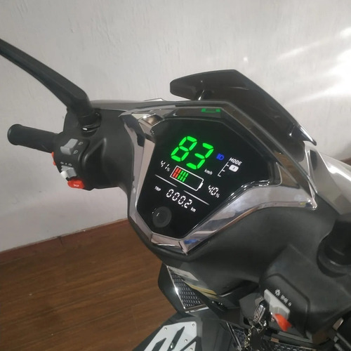 Imagen 5 de 15 de Scooter Eléctrico Sunra Anger 100km Autonomía 90km/h Stereo