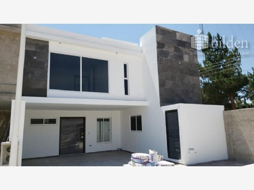 Imagen 1 de 12 de Casa Sola En Venta Fracc. Villas De La Salle