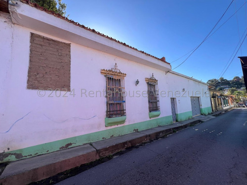 Terreno-casa Para Reconstruir En Venta En El Hatillo. Ch.