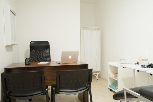 Imagen 4 de 6 de Pilar - Local 138 M2 - Oficinas / Sobre Colectora