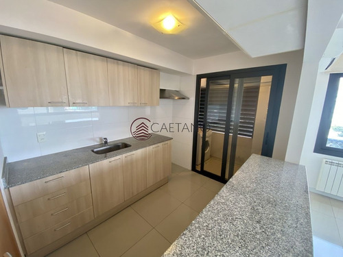 Imagen 3 de 9 de Apartamento Esquinero En Venta - Punta Del Este