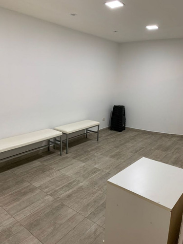 Venta Oficina - General Paz 500 - 1° Nivel - 120 M2 !!!