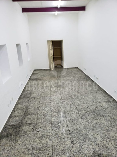 Imagem 5 de 8 de Loja De 260m², Com 2 Salões, 4 Banheiros E Copa Na Bela Vista - Cf64441