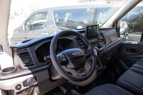 Ford Transit 2.2 Furgon Largo 350l