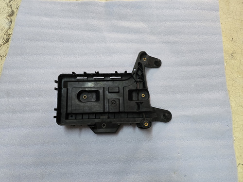 Base Batería Volkswagen Beetle O Jetta 12-13-14-15-16-17-18- (Usado)