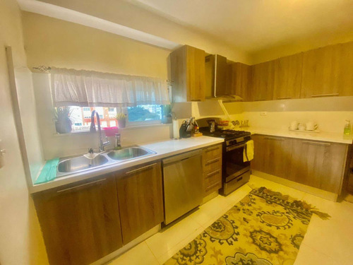 Vendo Apartamento En El Ensanches Serralles