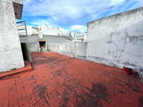 Imagen 2 de 20 de Taller Con Vivienda A Reciclar En Parque Chas