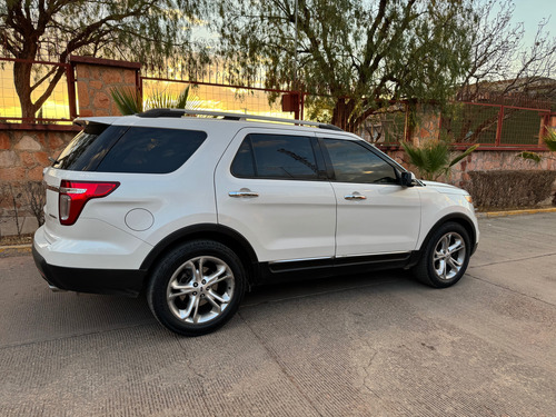 Ford Explorer 4.0 Limited V6 Sync 4x2 Mt