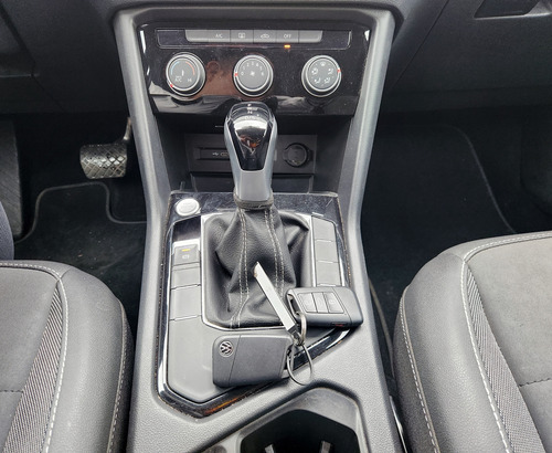 Volkswagen Taos 1.4 Tsi Comfortline At