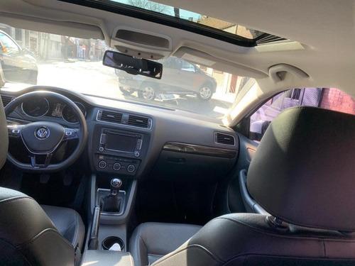 Volkswagen Vento 2.5 Luxury 170cv 2015