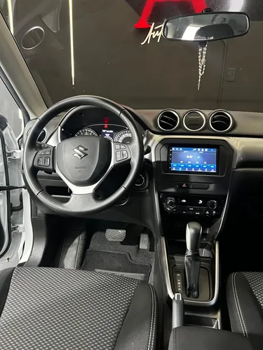 Suzuki Vitara 1.6 Live 4x2 2023