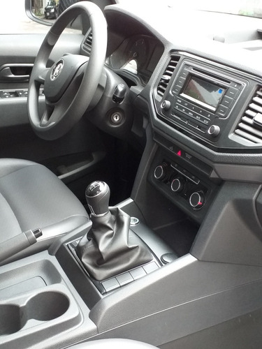 Volkswagen Amarok Trendline 4x2 Doble Cabina. Dueño Directo!