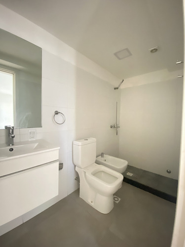 Apartamento Mono Ambiente Con Azotea En Alquiler. Villa Muñoz