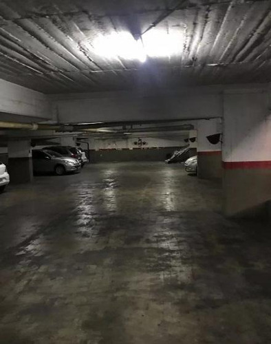 Imagen 3 de 3 de Cochera - San Isidro