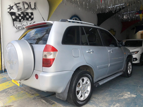 Imagem 5 de 11 de Chery Tiggo 2.0 2011