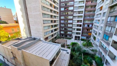 Depto. En Arriendo, Marín 382, Con Calle Lira