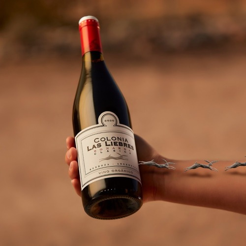 Imagen 5 de 5 de Vino Orgánico Colonia Las Liebres Bonarda Clásica Caja X6