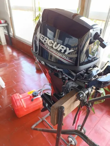 Motor Mercury 9,9 Hp 4 Tiempos