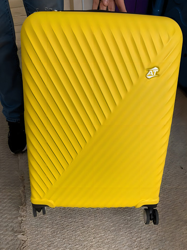 Maleta American Tourister Frisbee 76/28 Color Amarillo