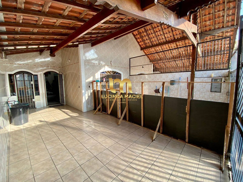 Imagem 2 de 15 de Casa Geminada Na Praia, 03 Dorms, Suíte, 03 Vagas, Quintal- Vila Tupi - Ca2486