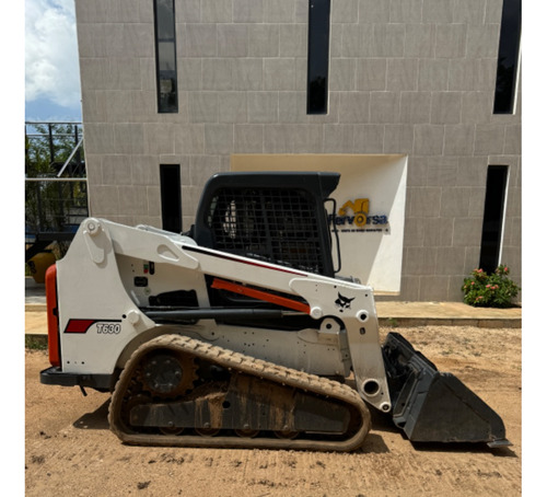 Minicargador Bobcat T630 3000hrs Kit Hid Importado