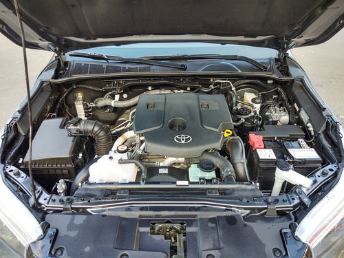 Toyota Hilux 2020 Srx 4x4 Srv Abasto Motors