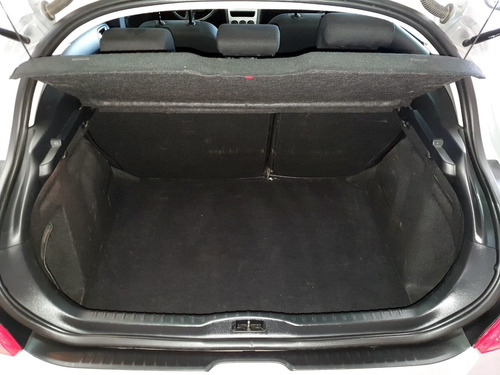 Peugeot 308 Active 1.6 2014