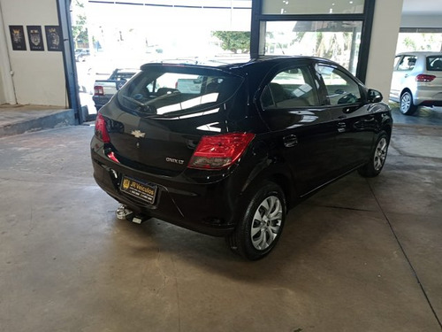 Chevrolet Onix Onix 1.4 MPFI LT 8V FLEX 4P AUTOMÁTICO