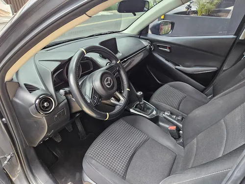 Mazda 2 Touring