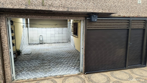 Vendo Terreno Com Duas Casas