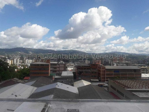 Edificio En Venta Urb. Boleíta Norte Calle Urb Industrial Albores Leoncio, Caracas