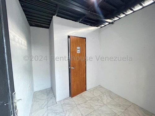 Ana Karina Molleja Vende Potencial Local Comercial En Zona Oeste Barquisimeto, Lara/ Akm