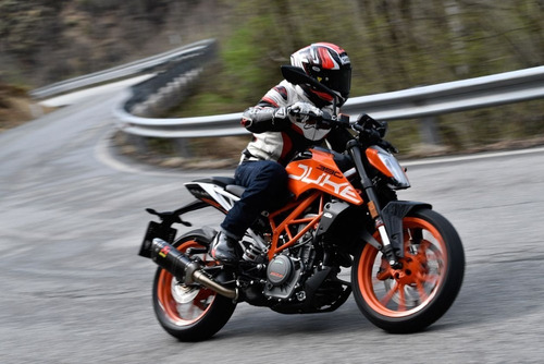 Imagen 7 de 15 de Duke 390 Moto Ktm 0km Urquiza Motos Financiada Calle 2023